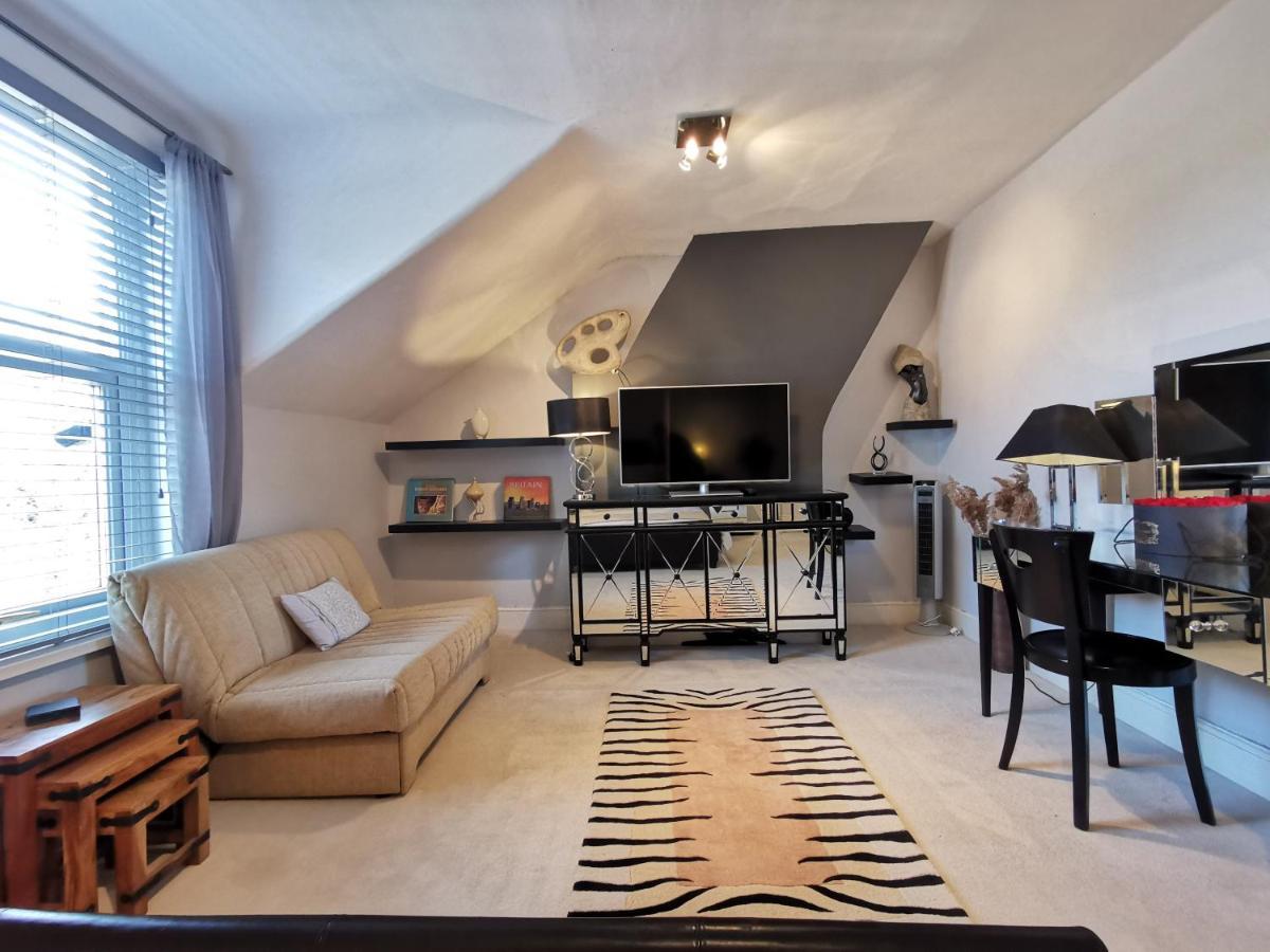 Victoriana Apartment, Central - Boutique ストラットフォード＝アポン＝エイボン エクステリア 写真