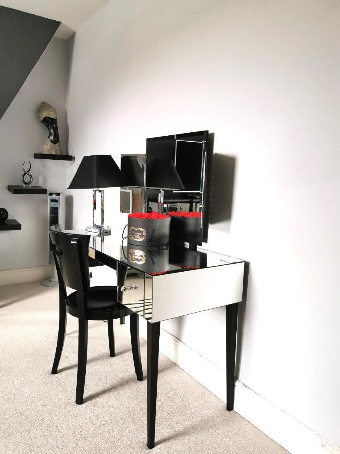 Victoriana Apartment, Central - Boutique ストラットフォード＝アポン＝エイボン エクステリア 写真